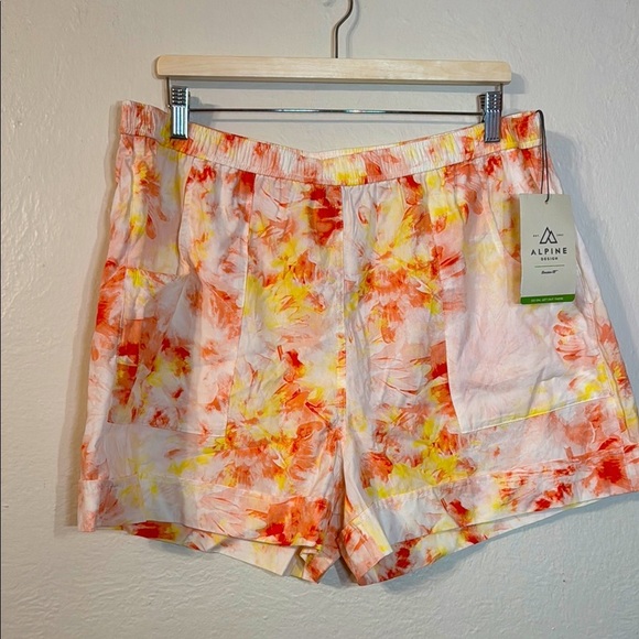 NWT Alpine Design Floral Camp 4” Shorts Pull-On Lightweight Red Yellow UPF30 XL - Picture 5 of 13
